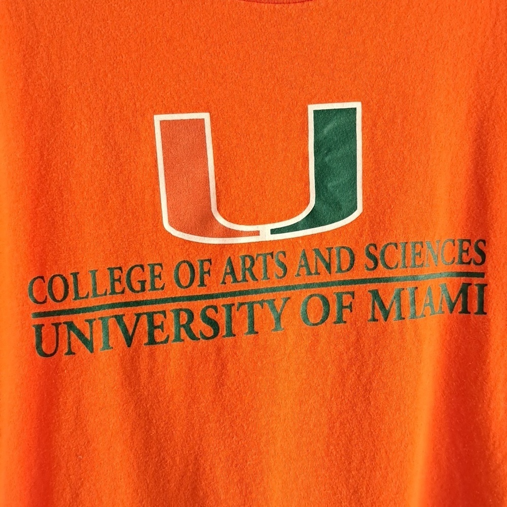T SHIRT UNIVERSITY OF MIAMI WOMENS SIZE M